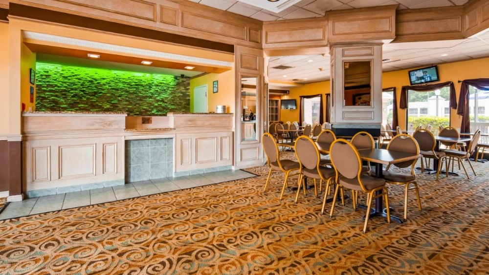 SureStay Plus Hotel by Best Western Fayetteville Image 27