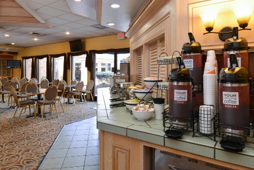 SureStay Plus Hotel by Best Western Fayetteville image 4
